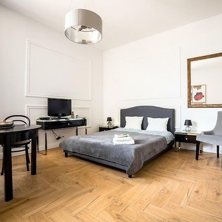 Ester Apartment Stary Toruń Zewnętrze zdjęcie